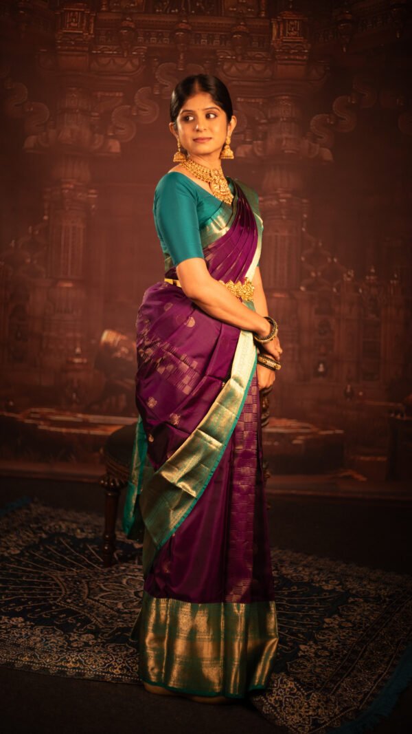 Dhamini